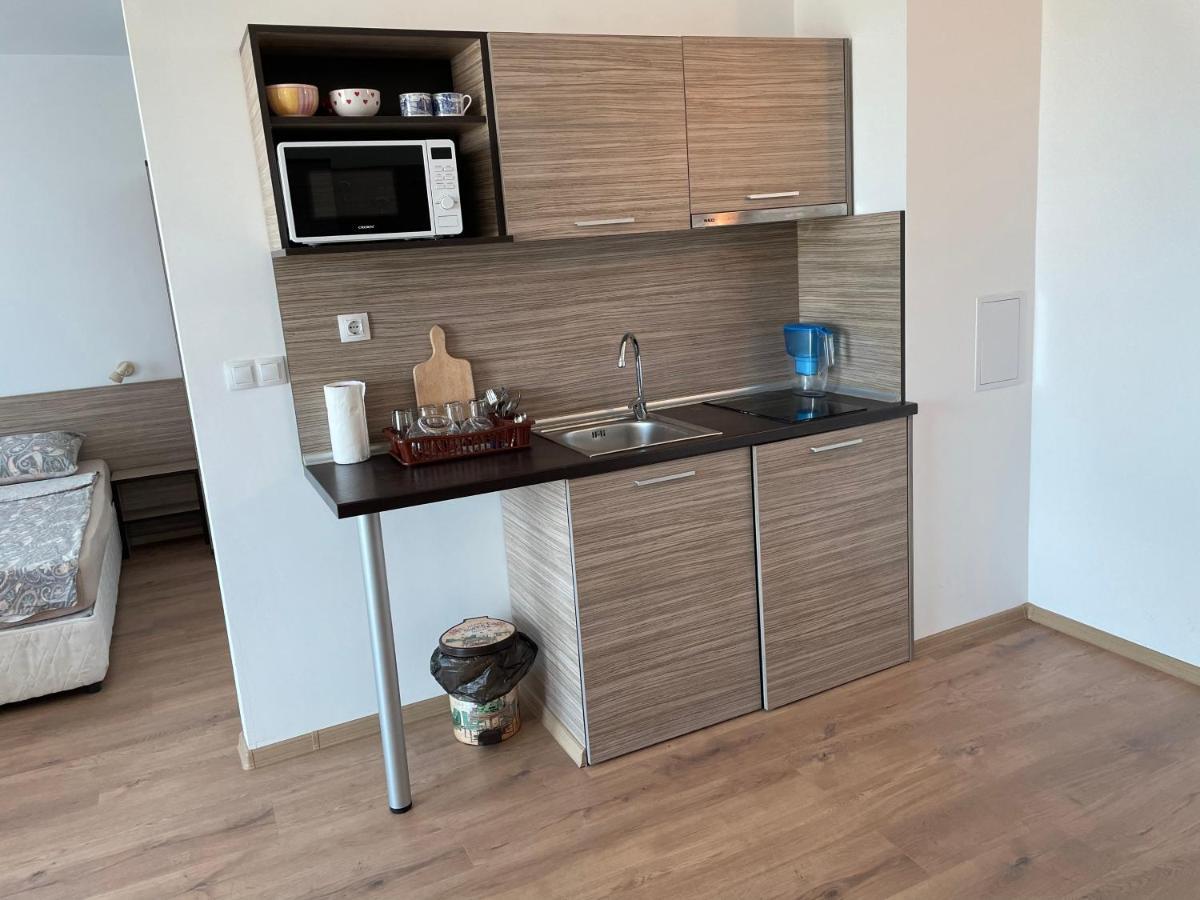 Апартамент В Сарафово Apartment Burgas Luaran gambar